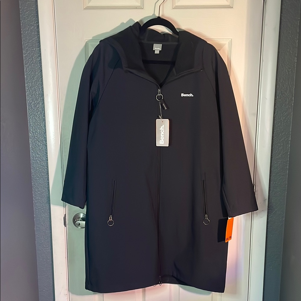 Bench Hooded Coat - Black